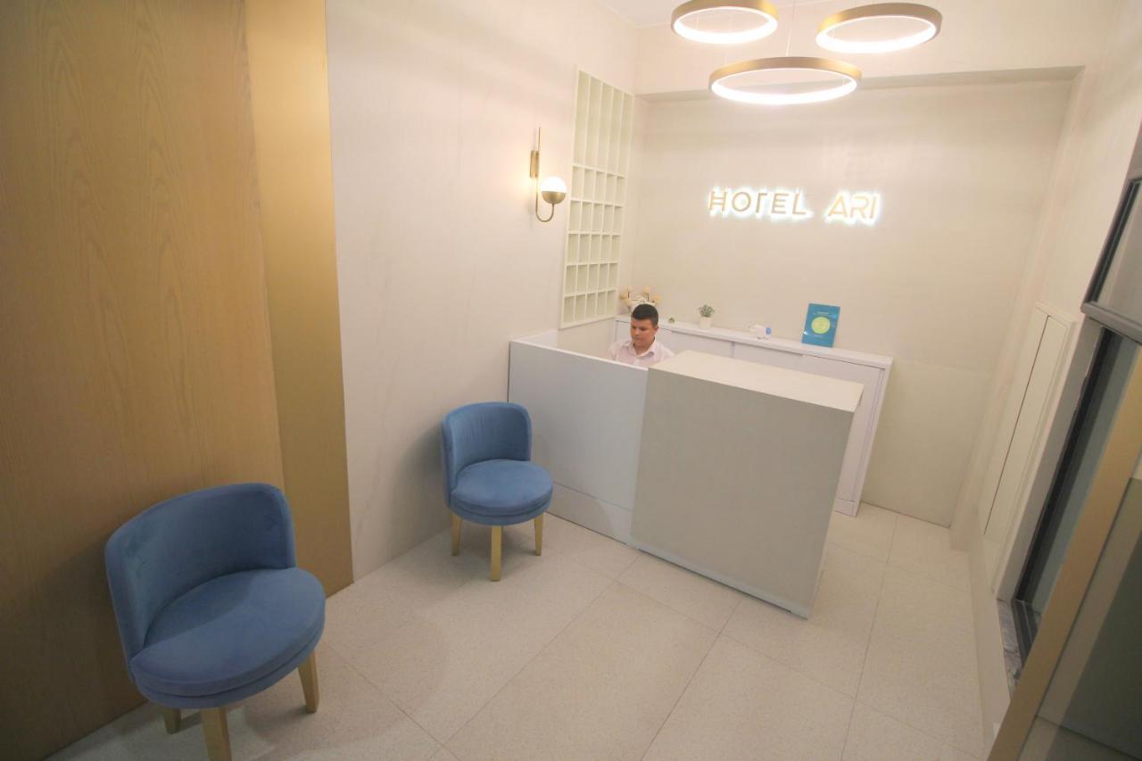Hotel Ari Sarandë Buitenkant foto