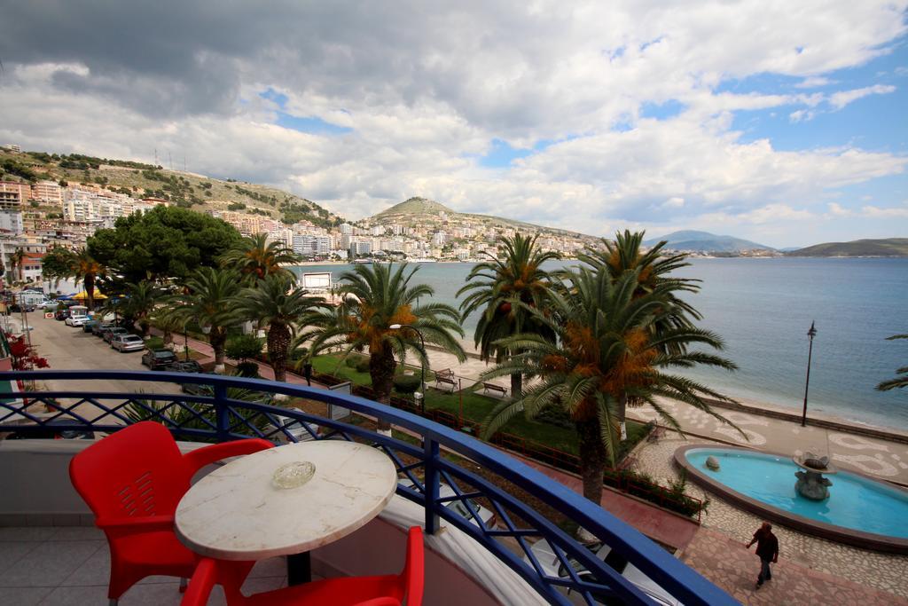 Hotel Ari Sarandë Buitenkant foto