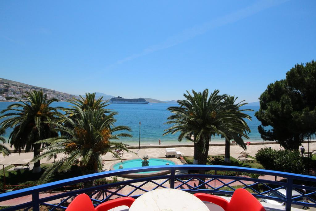 Hotel Ari Sarandë Buitenkant foto