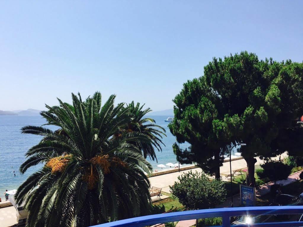 Hotel Ari Sarandë Buitenkant foto